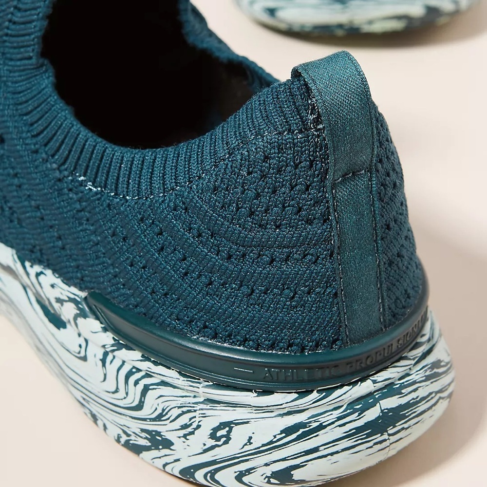 APL Women's TechLoom Wave Sneakers - Picture 4 of 10
